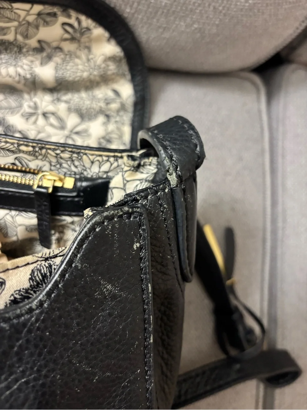 Vera Bradley Carson Saddle